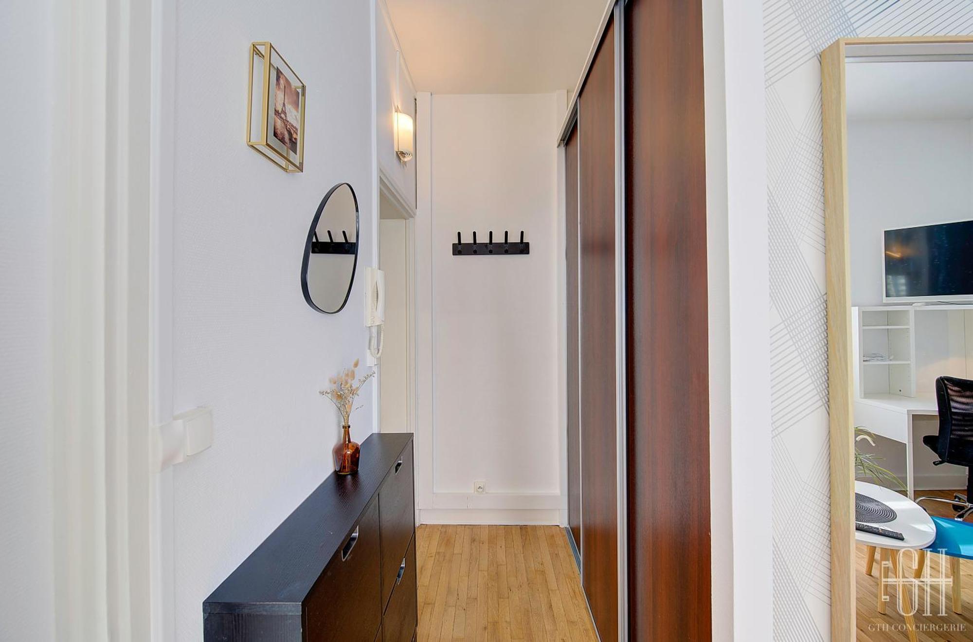 Nemesia - Proche Gare Apartment *